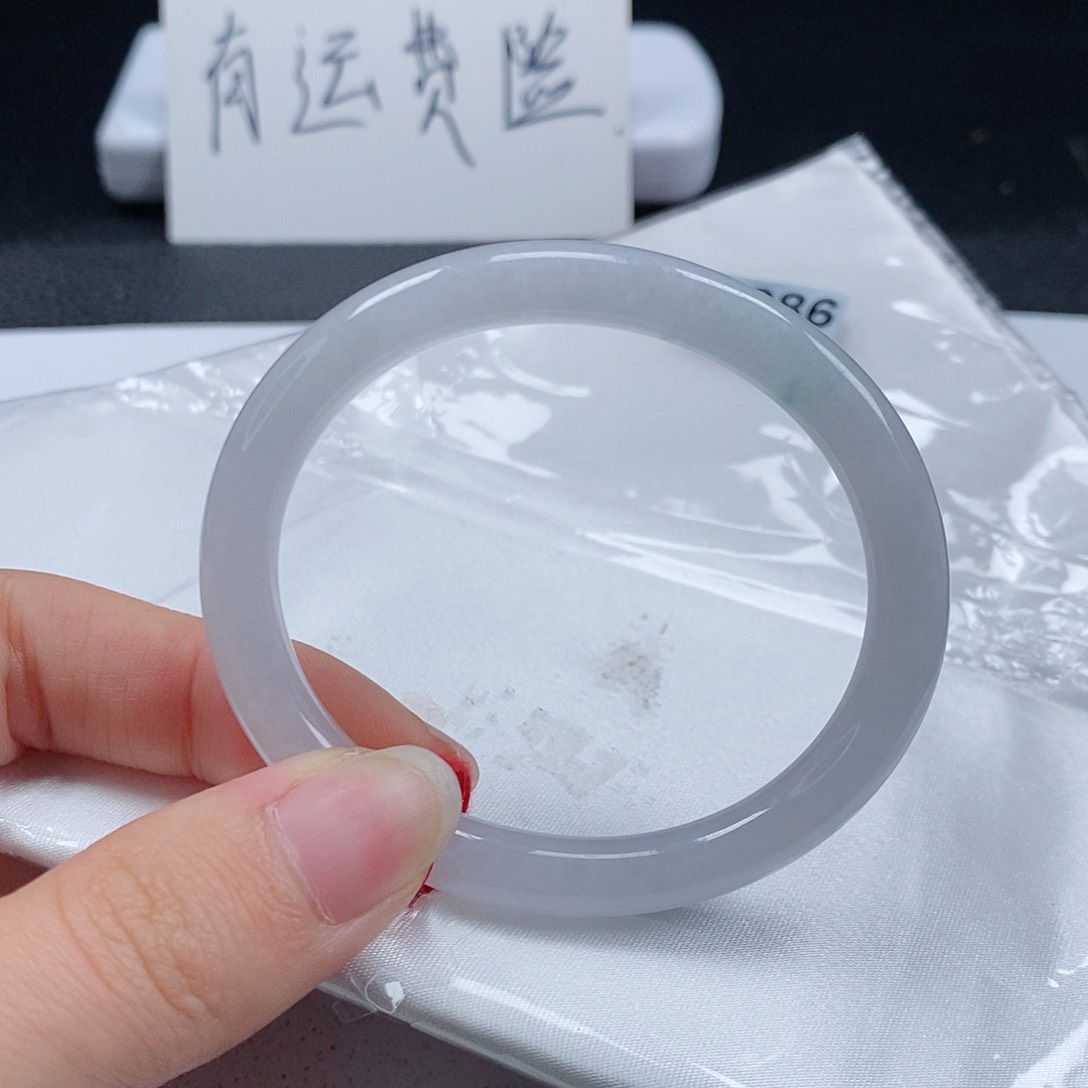 【闪购商品】翡翠手镯（贵妃镯）未镶嵌331号