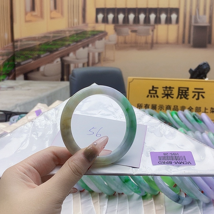 翡翠手镯未镶嵌uyghuugijj
