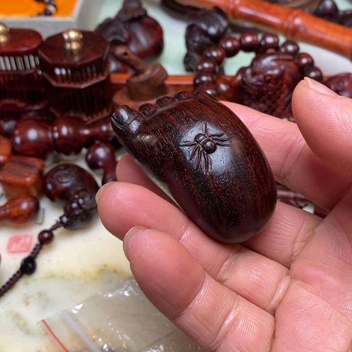 ꫛ***了檀香紫檀（小叶紫檀）