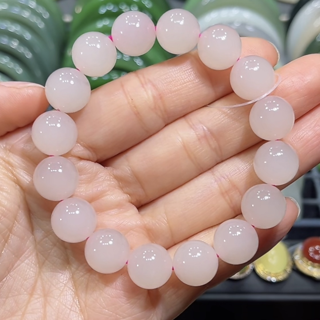 漏！和田玉高冰起荧光藕粉手串12mm
