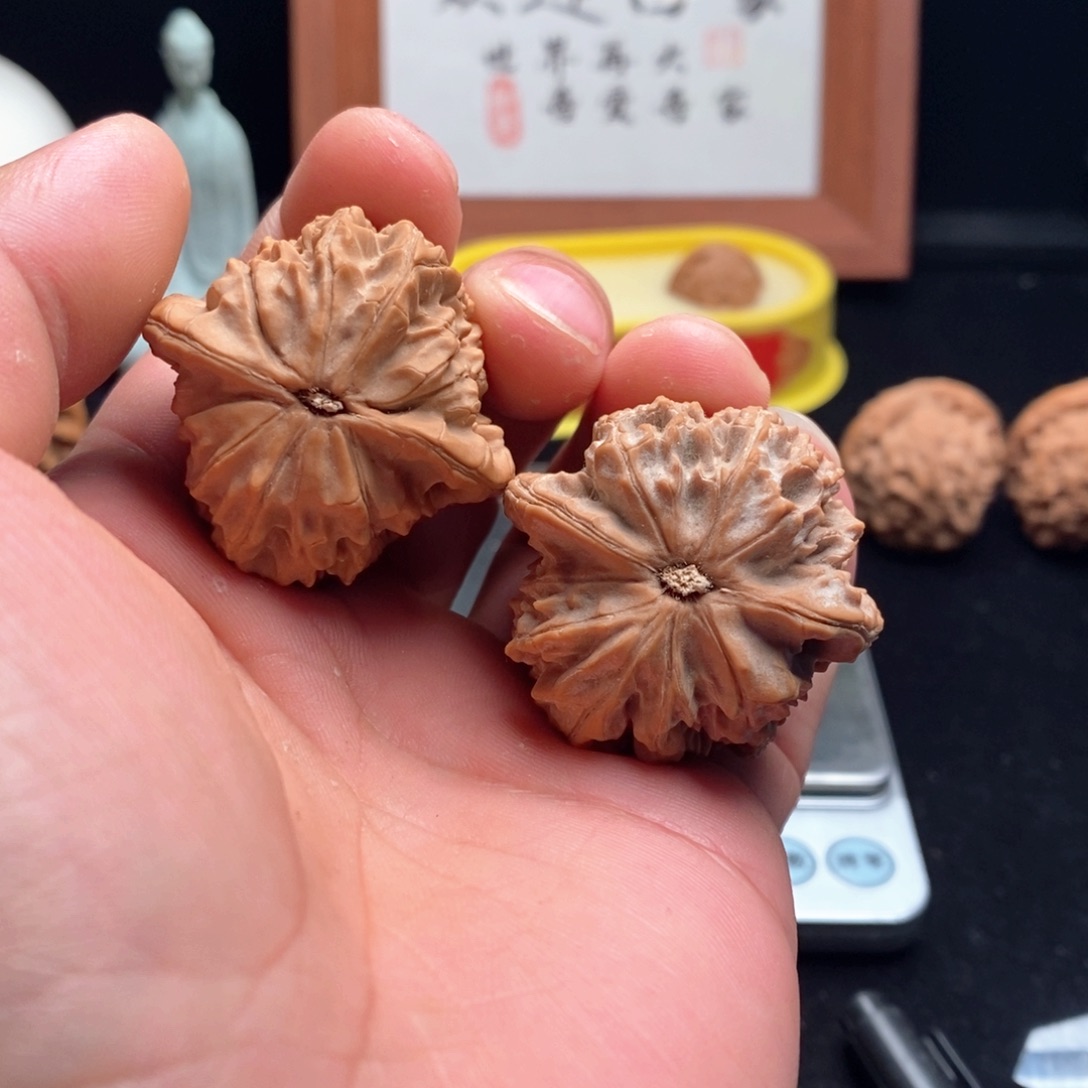 文玩核桃吊坠创**间马老四37