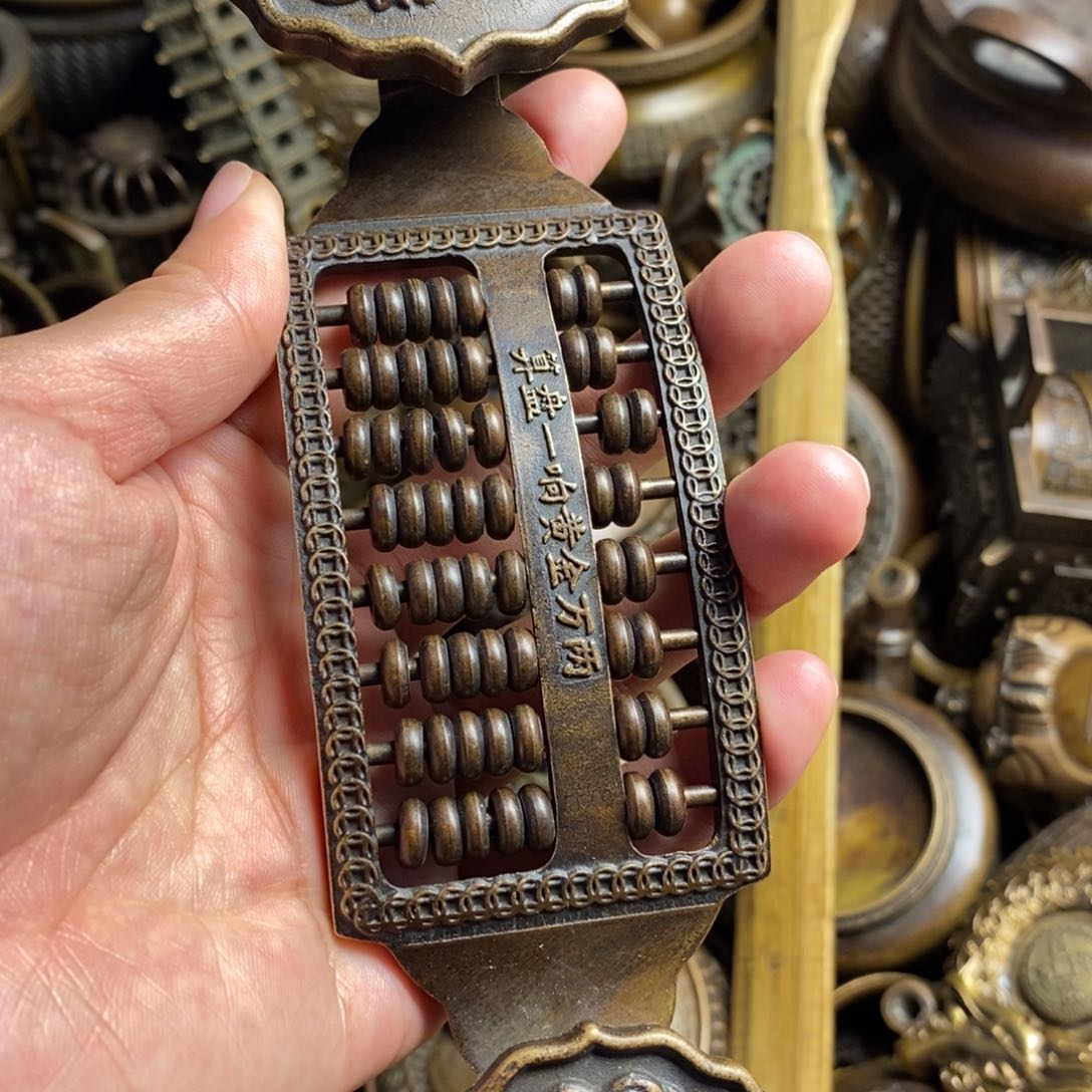 精美铜器做工精良