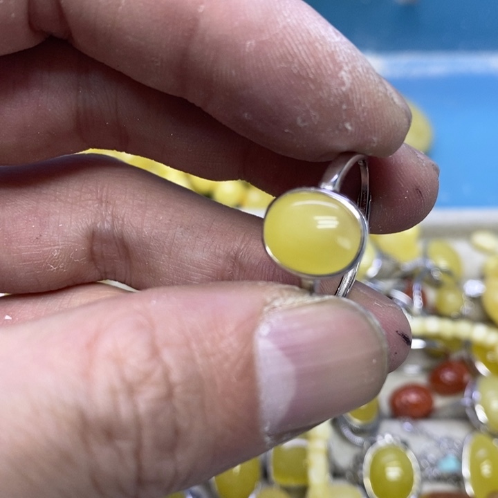 蜜蜡裸石银S925镶嵌戒指