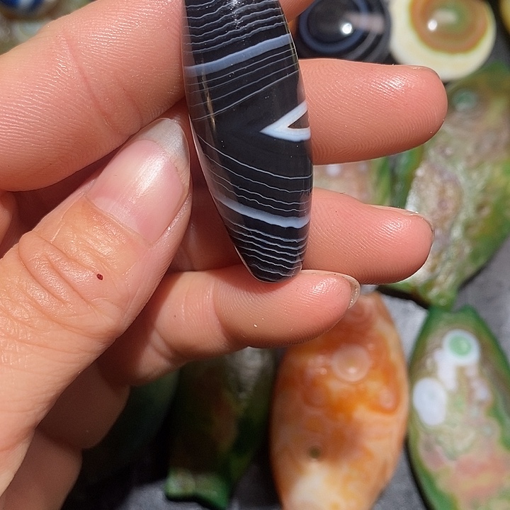 白***飞玛瑙/玉髓合金颈饰