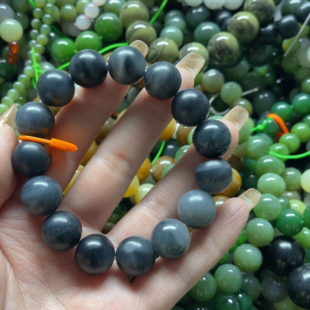 和田玉手链未镶嵌