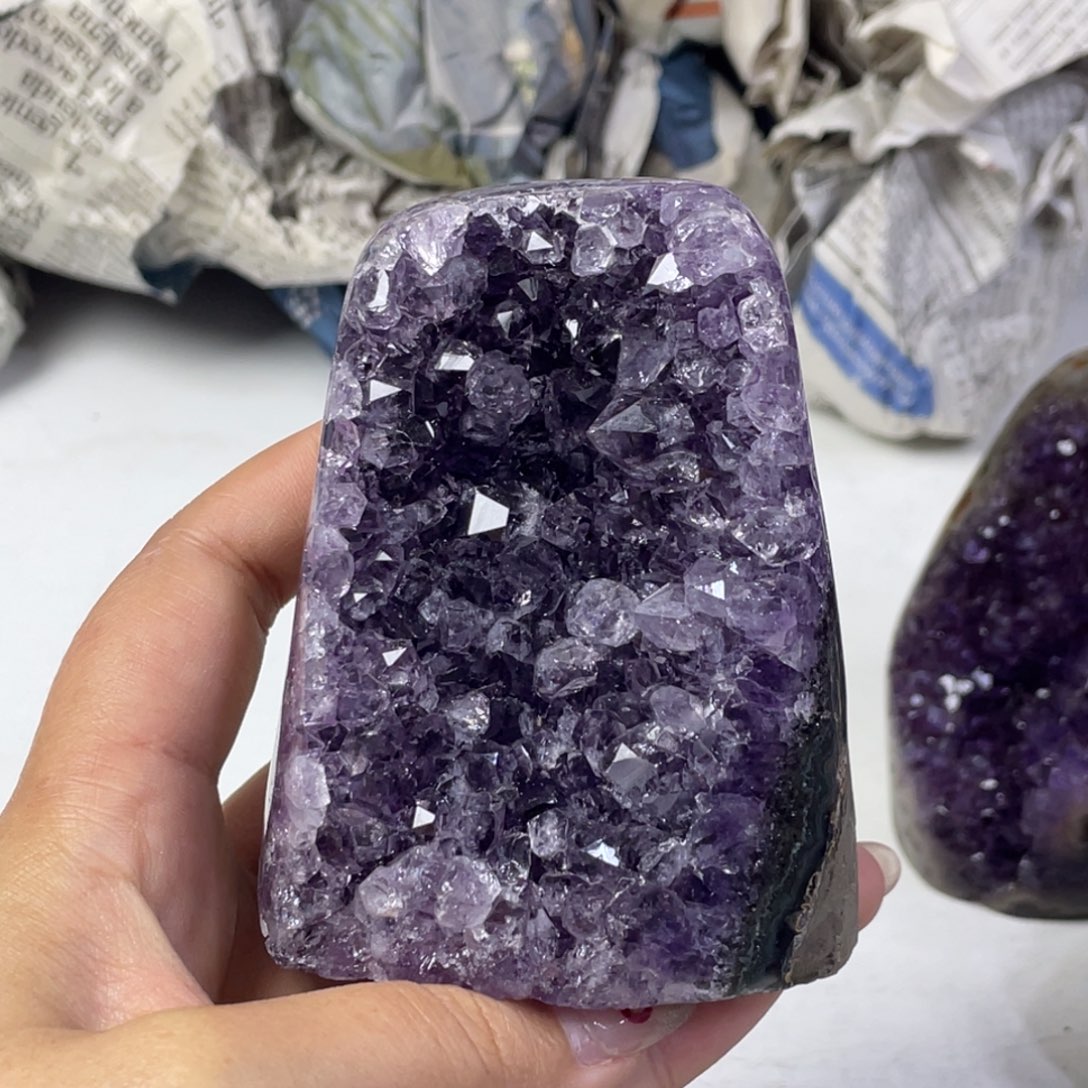 紫晶大型摆件（非配饰）未镶嵌