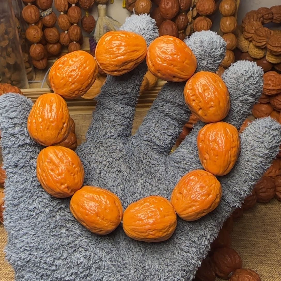 文玩核桃吊坠玉化皮大枣手持22.24.26