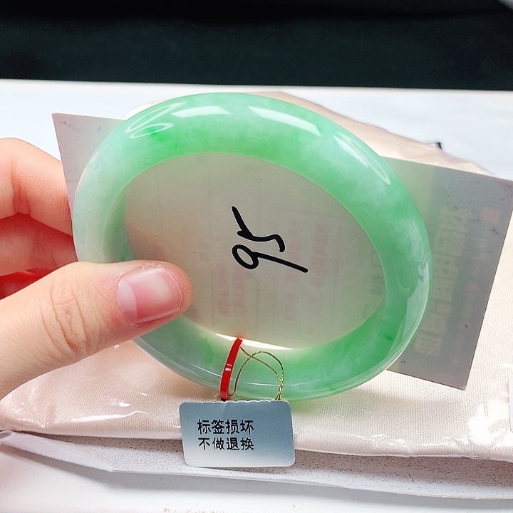 翡翠手镯未镶嵌缅甸天然a货手镯57+