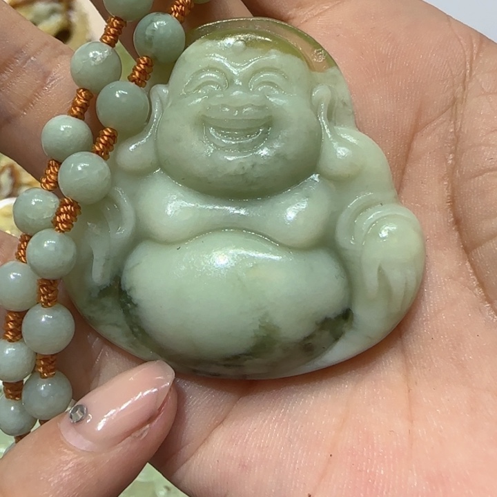 蛇纹石玉吊坠未镶嵌