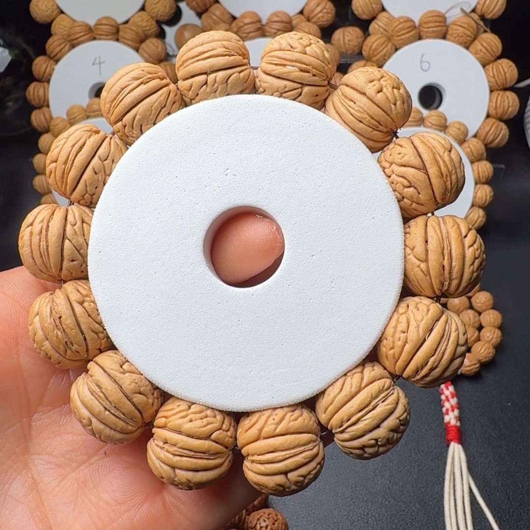 桃核手串虎皮肌肉