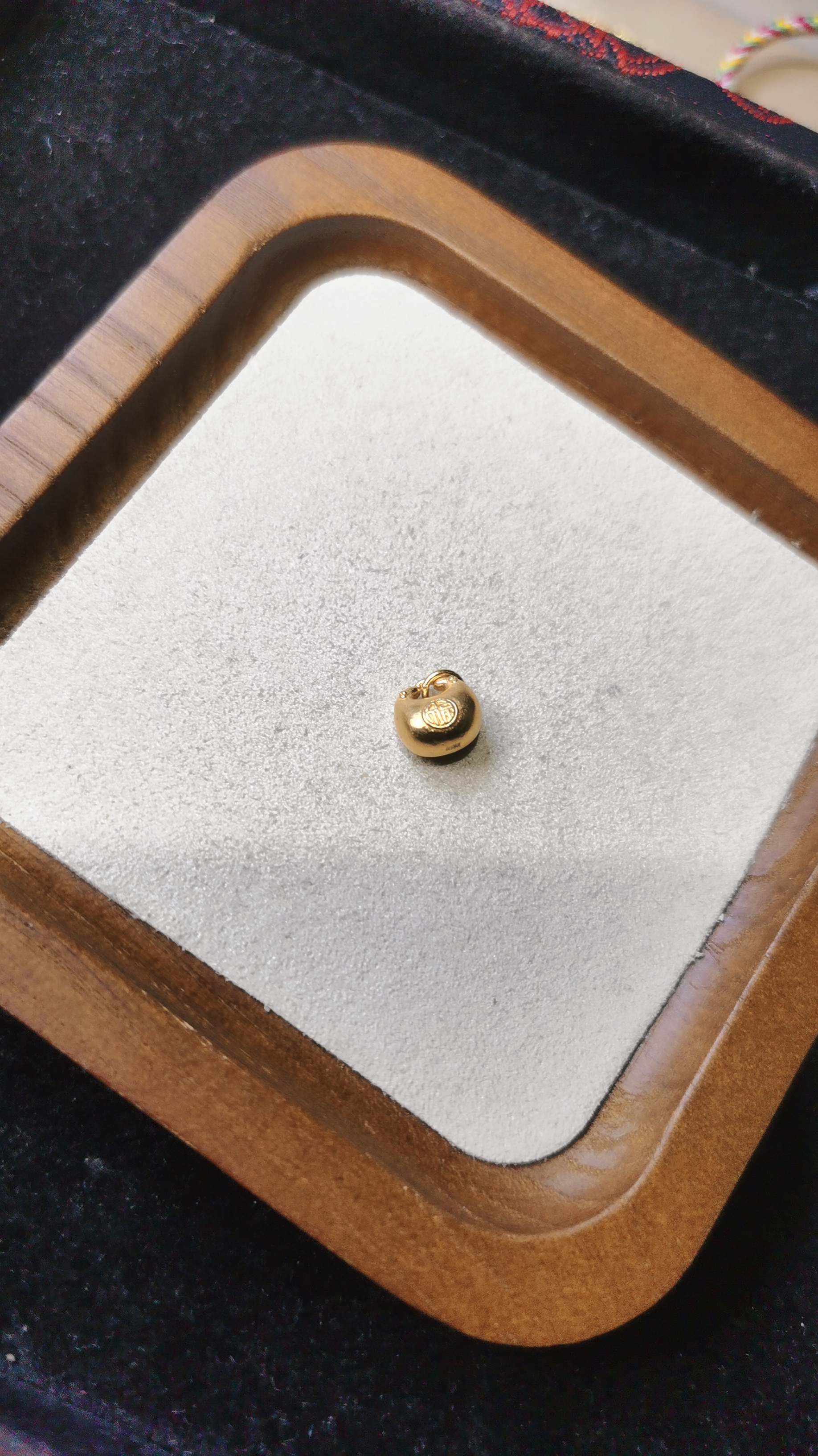 足金999古法硬金1.39克胖福吊坠