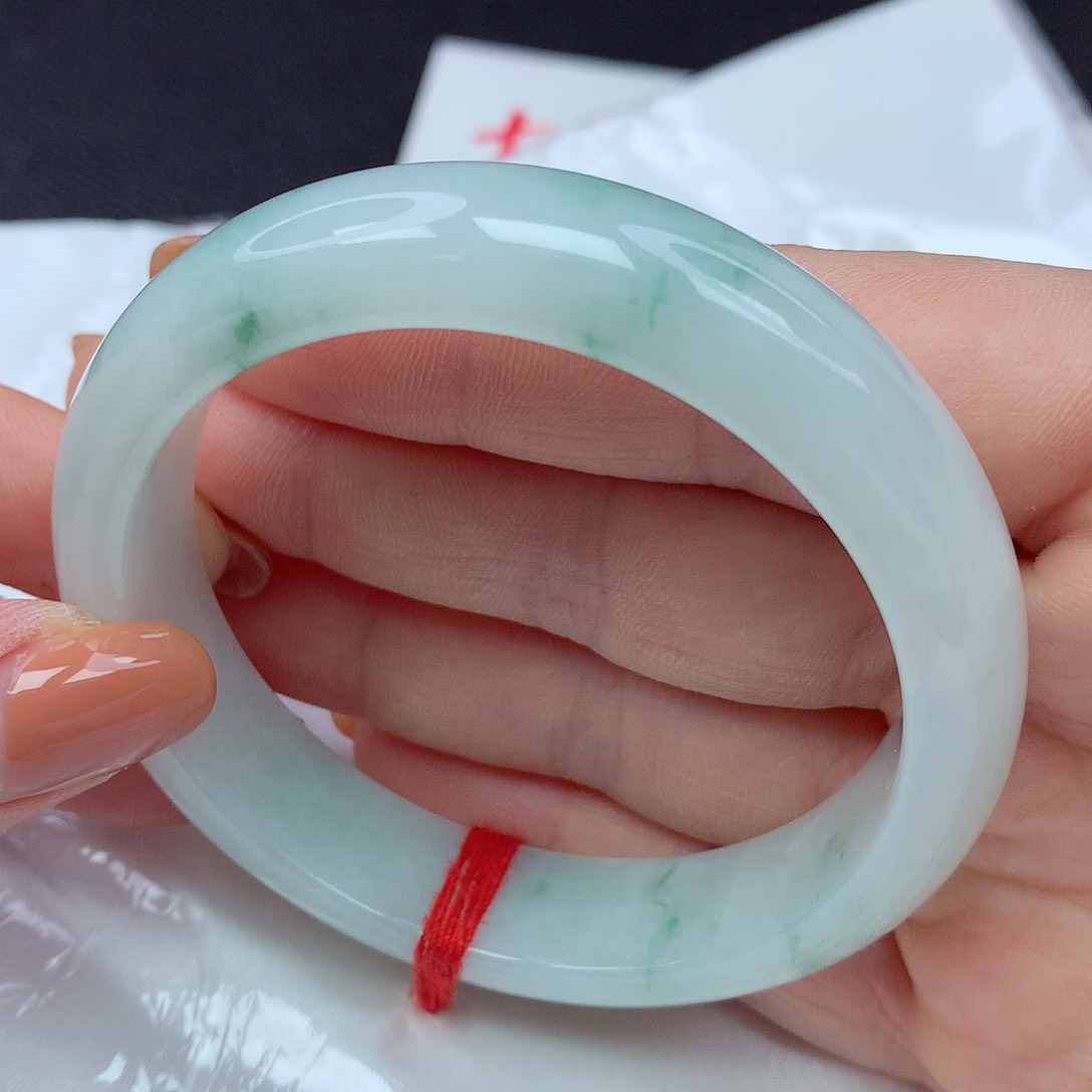【闪购商品】翡翠手镯未镶嵌翡翠
