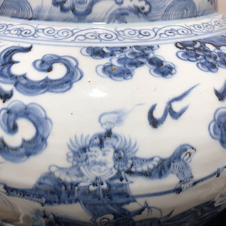 瓷片青花人物故事图案大罐