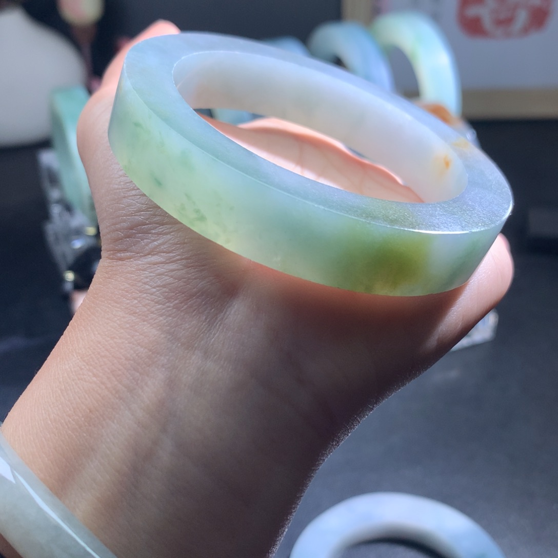 定制翡翠手镯未镶嵌