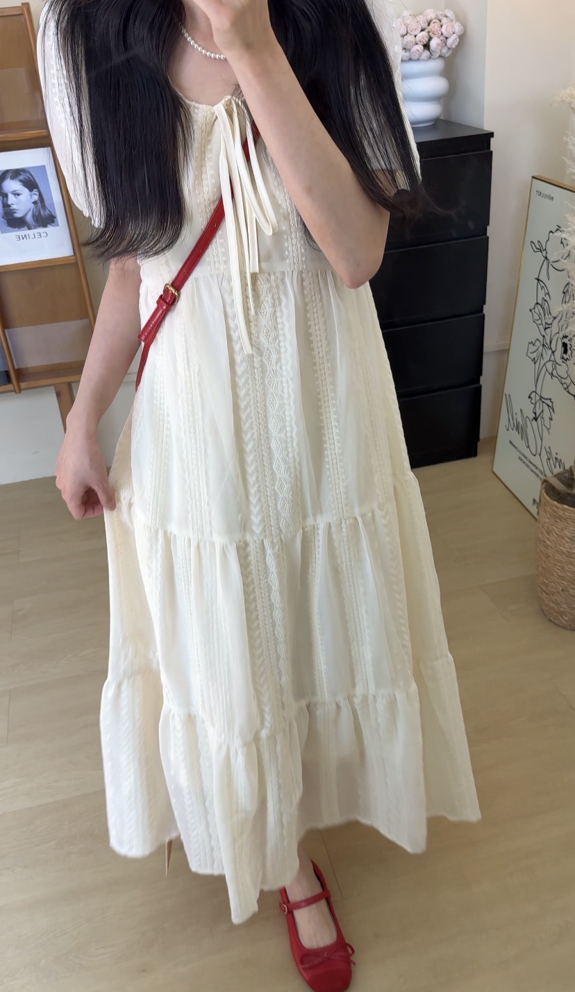 2025夏季新款甜美韩版重工刺绣减龄显瘦奶杏雾纱仙女连衣裙