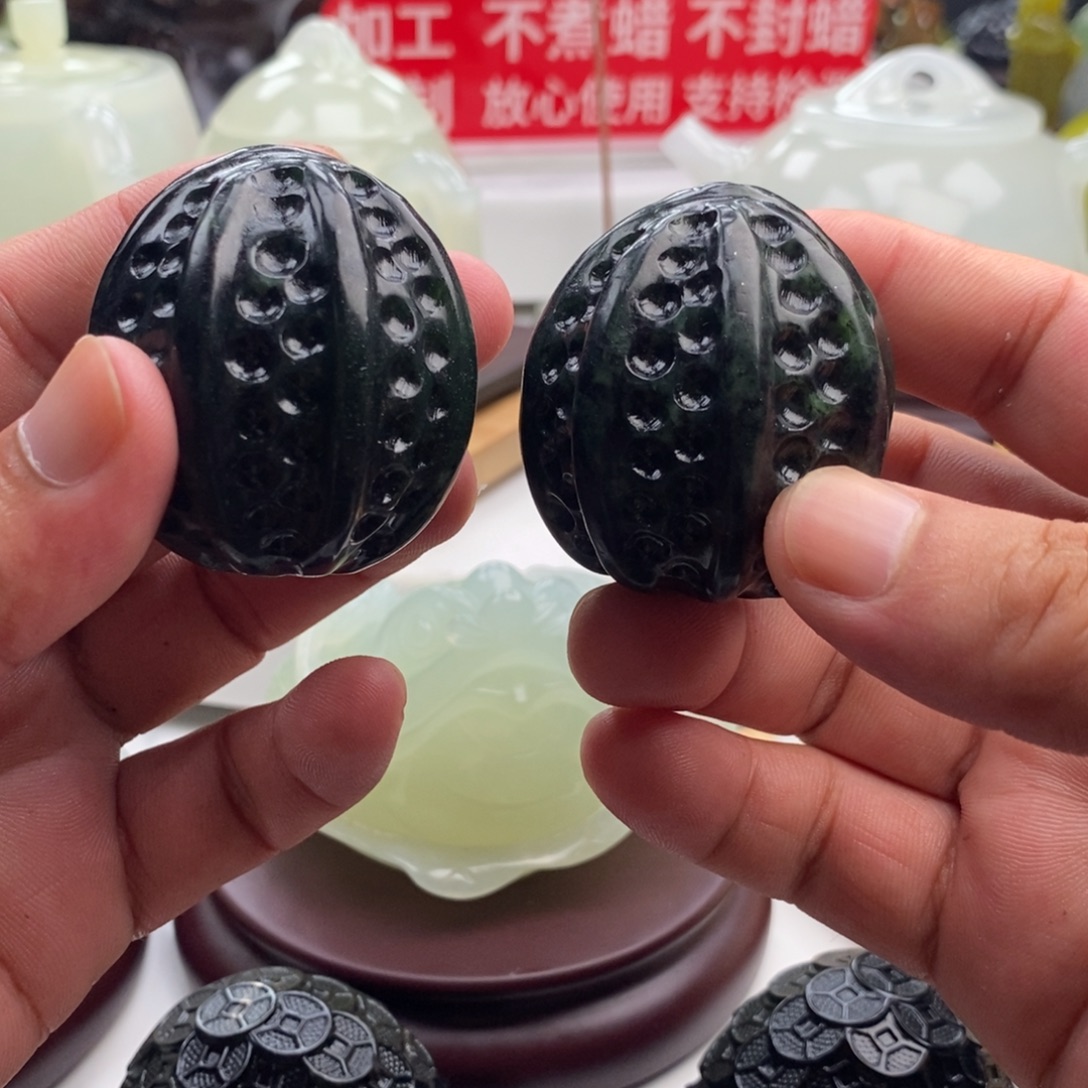 未镶嵌岫玉四大名玉手把件
