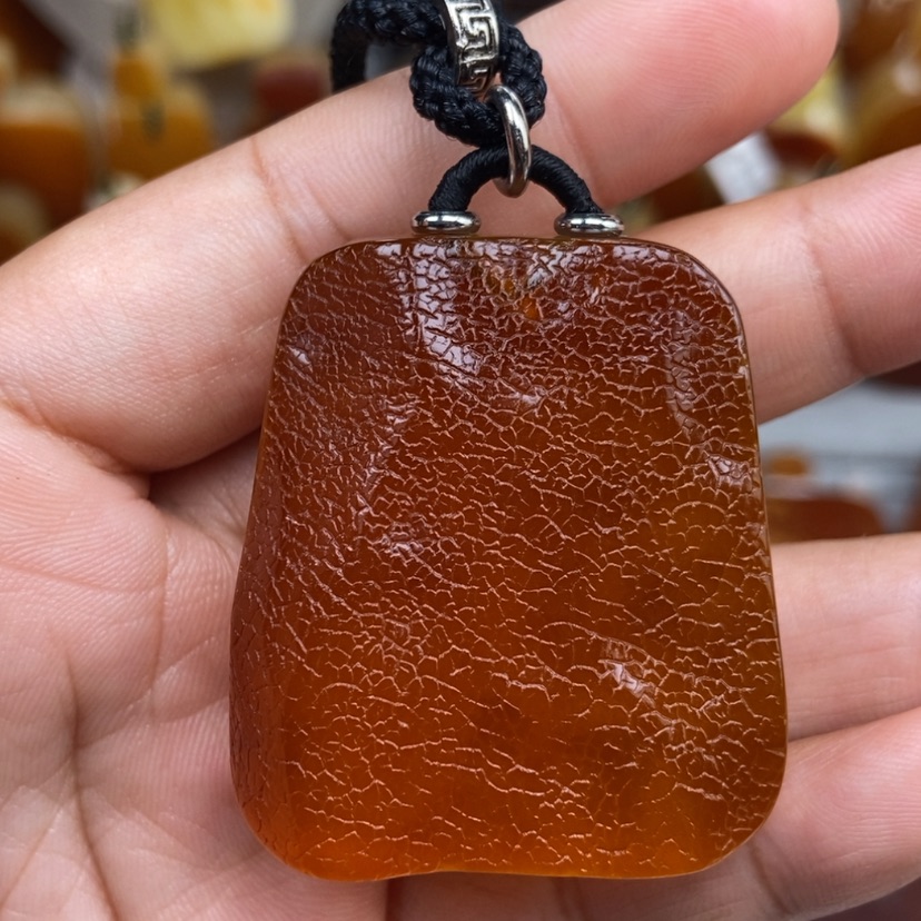【闪购商品】琥珀颈饰未镶嵌