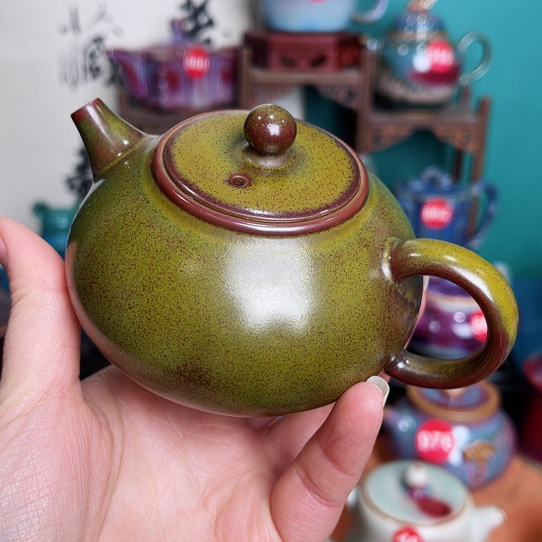 盘钧瓷艺术作品壶