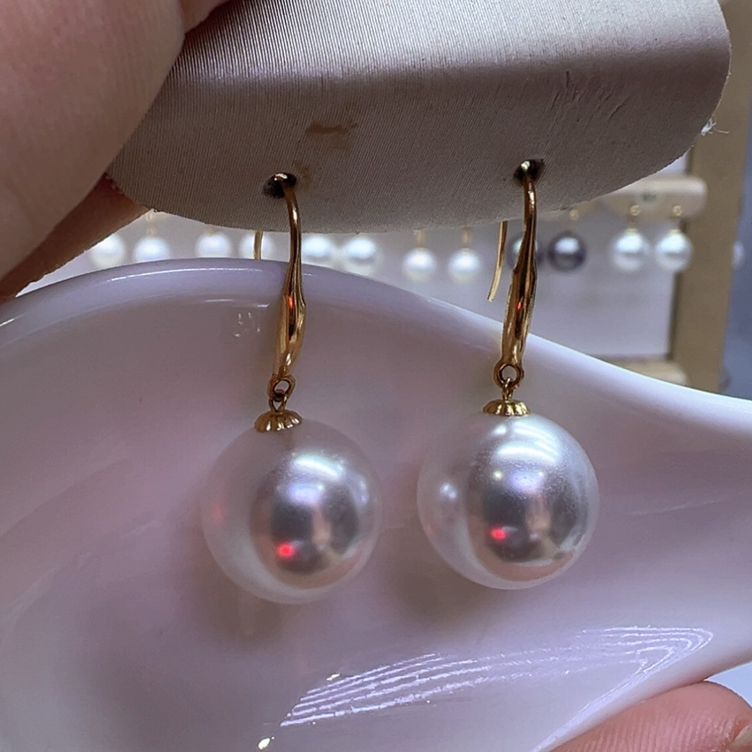 18K金镶嵌淡水珍珠耳饰