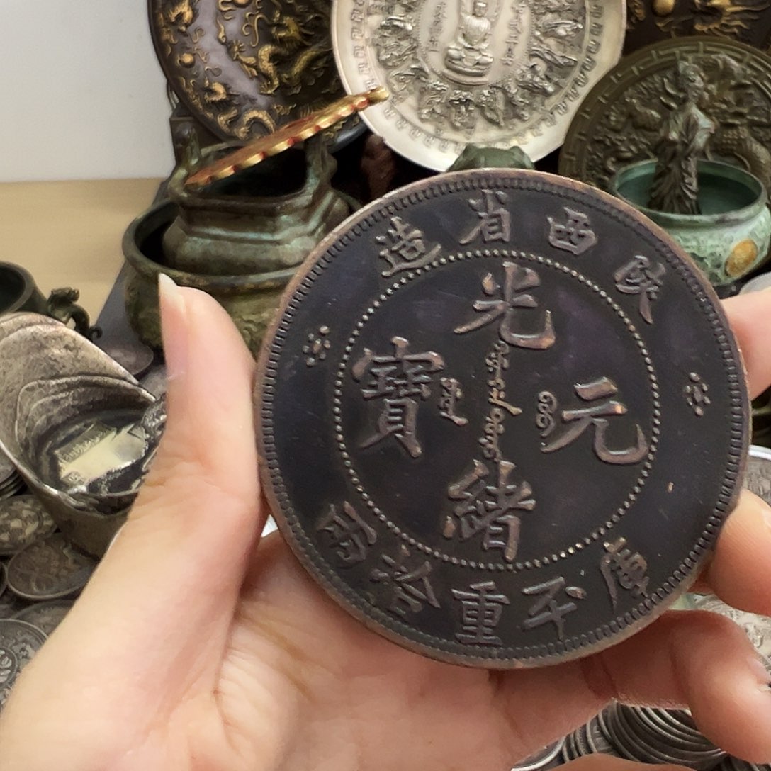 金属复古风格摆件