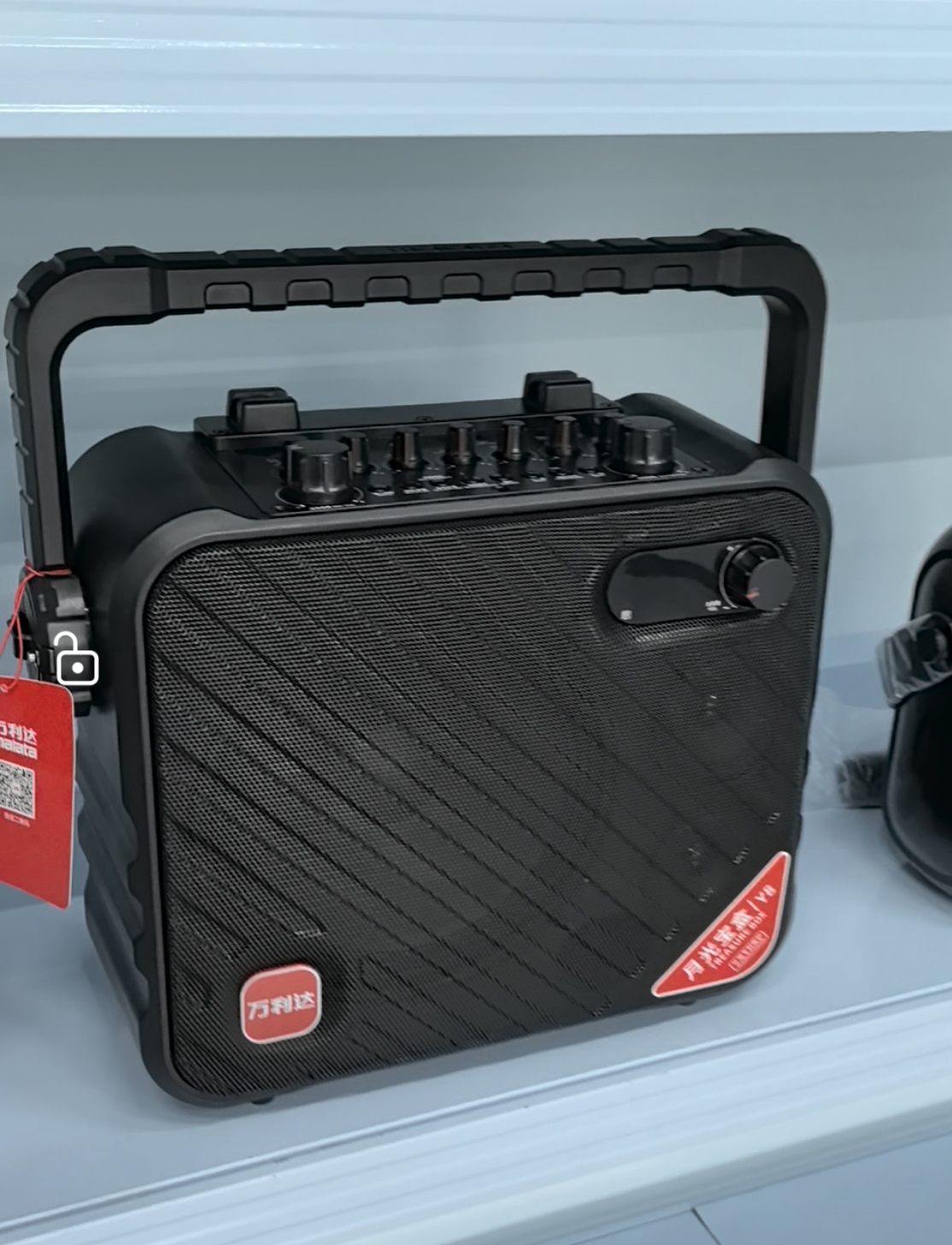 万利达Y8手提8寸外观瑕疵配双话筒