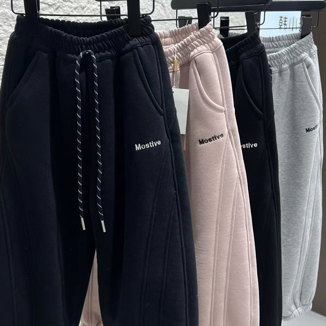 儿童链接加绒卫裤tive