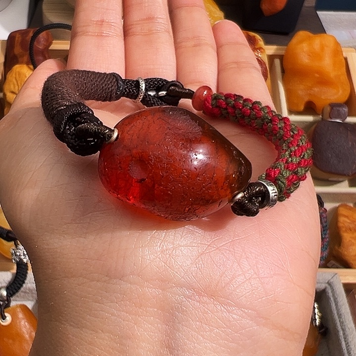 蜜蜡裸石未镶嵌我