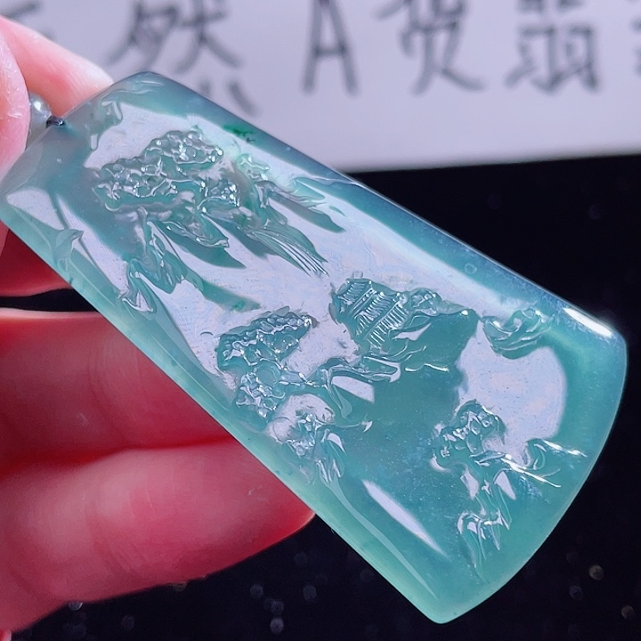 翡翠颈饰未镶嵌999999999