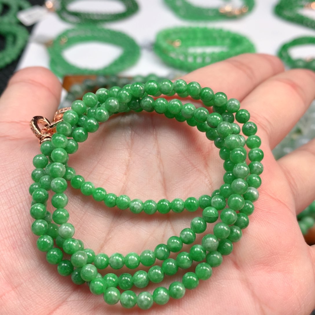 翡翠手链未镶嵌翡翠