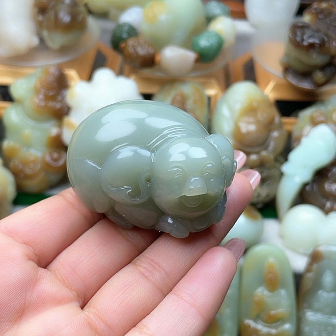 【闪购商品】未镶嵌和田玉挂件苍**月