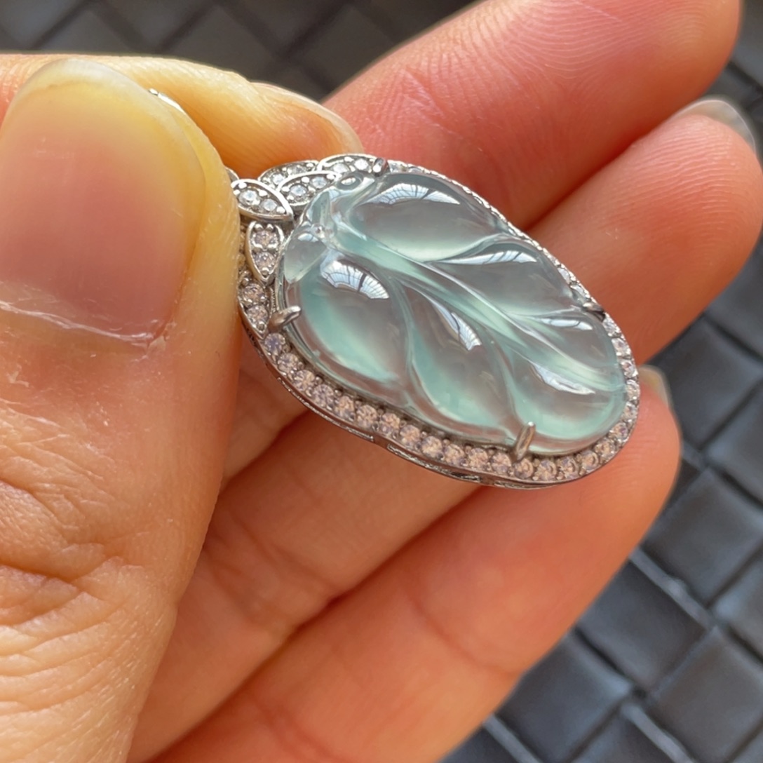 翡翠颈饰银S925镶嵌用****5分单