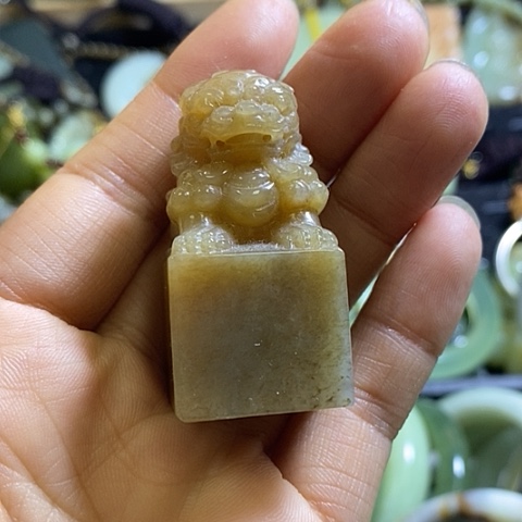 和田玉未镶嵌珠宝奇石印章