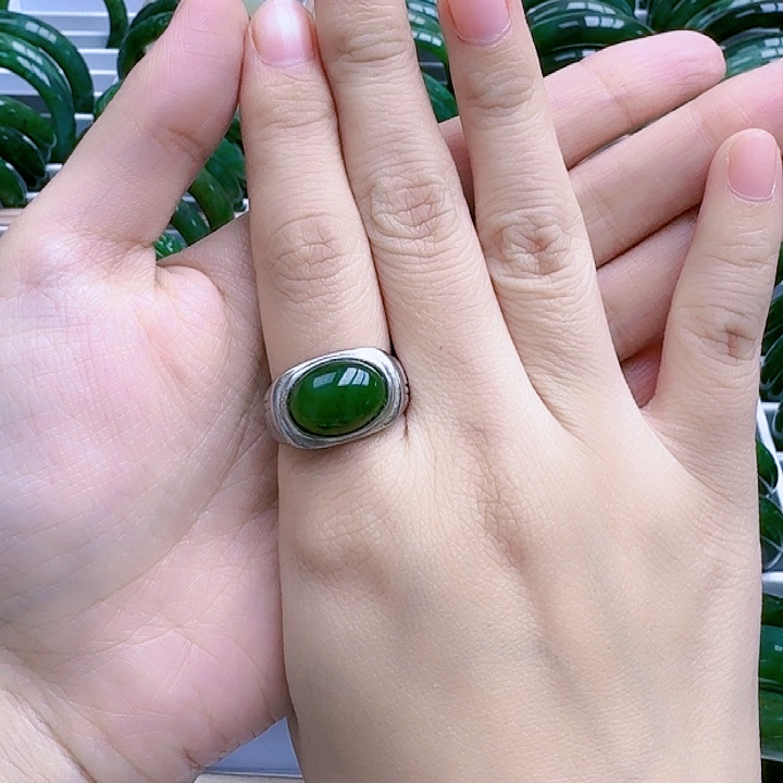 和田玉（碧玉）戒指未镶嵌