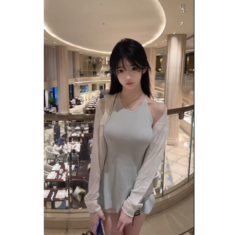 辣妹白色短款针织防晒开衫女薄款挂脖连衣裙收腰裙子显瘦短裤套装