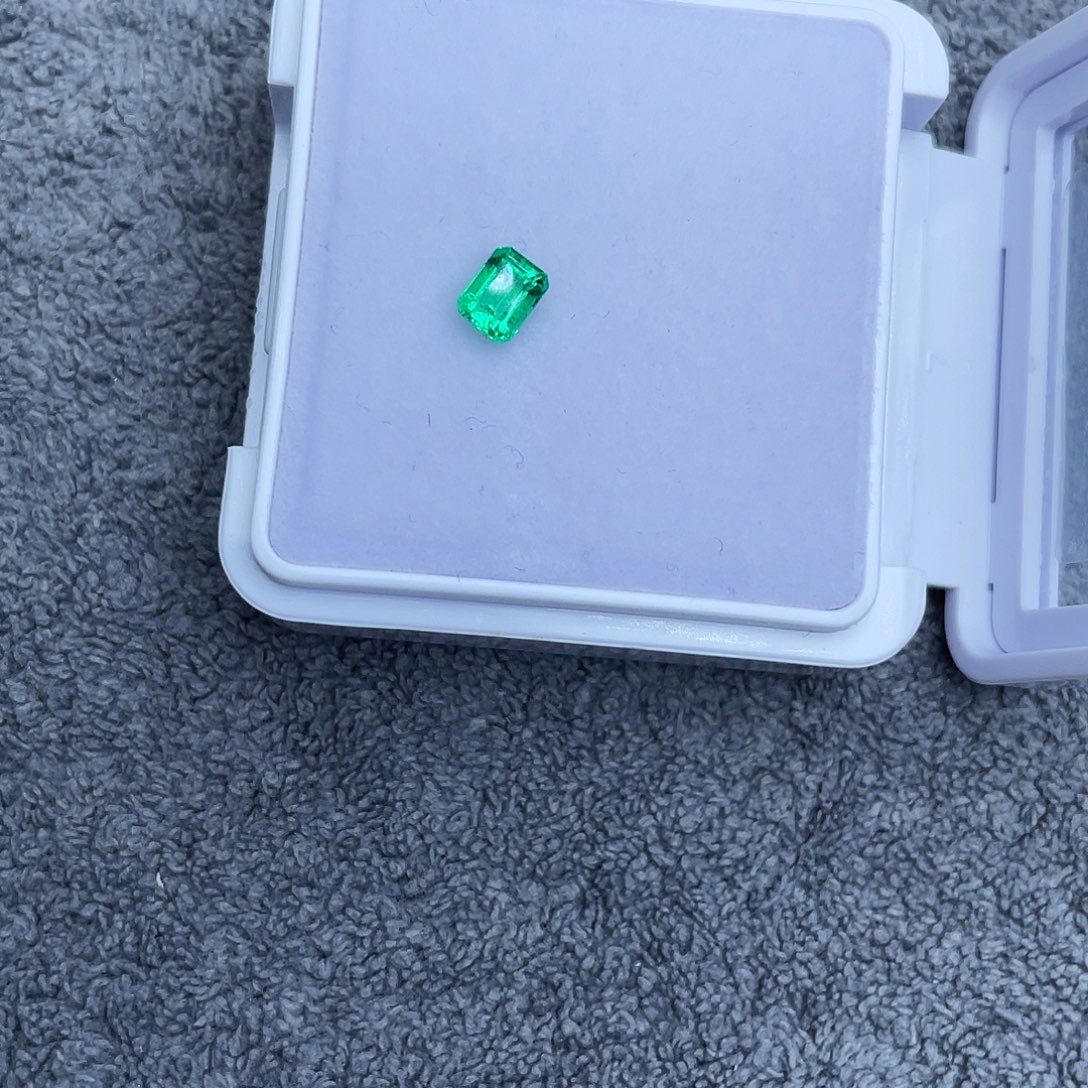 祖母绿裸石0.356Ct