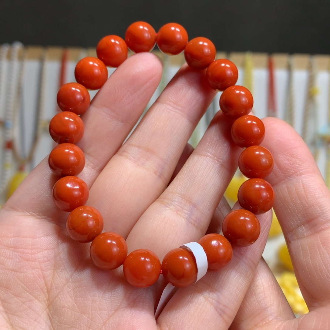 南红玛瑙未镶嵌手链9.5mm