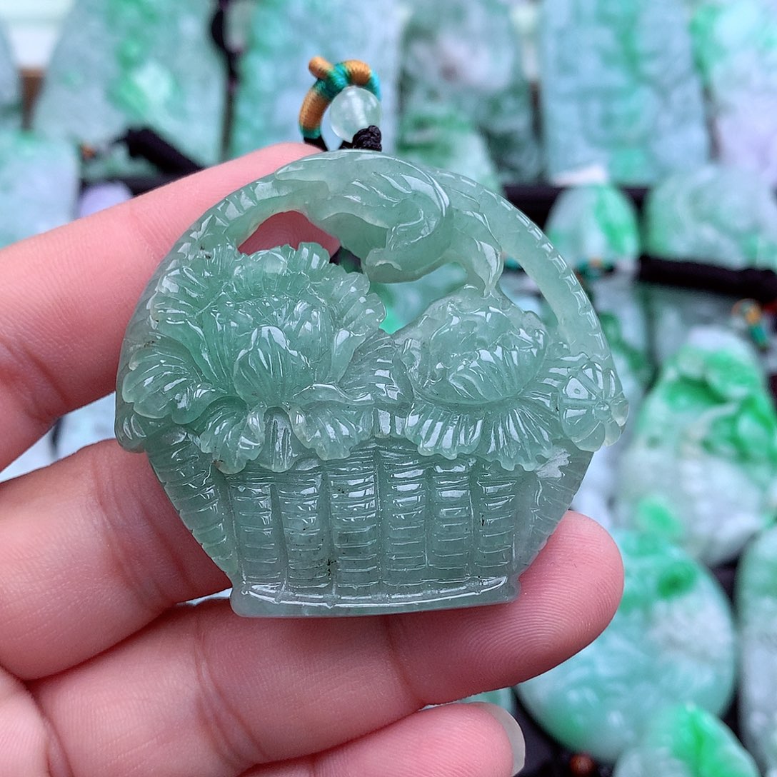 翡翠吊坠(不含链)未镶嵌