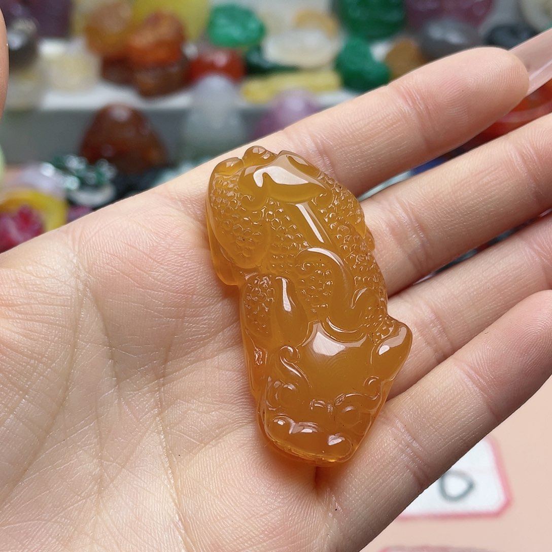 玛瑙/玉髓颈饰合金c****y