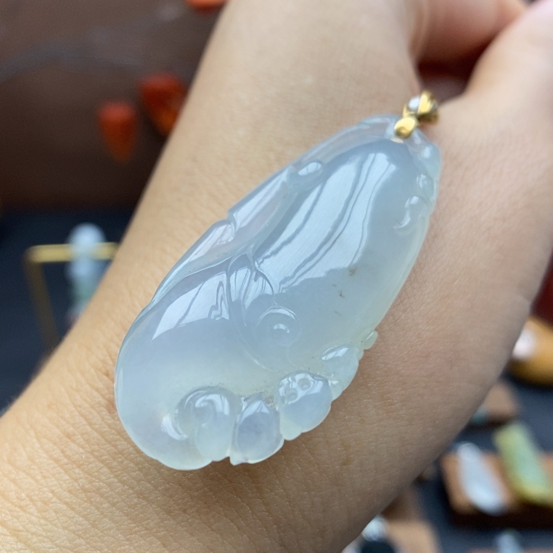 【闪购商品】颈饰18K金镶嵌翡翠60