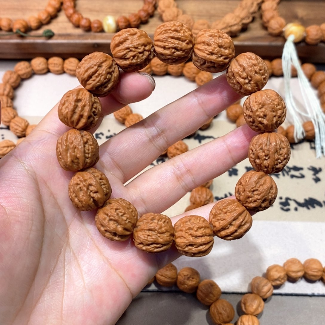 文玩核桃手串金刚纹京八棱