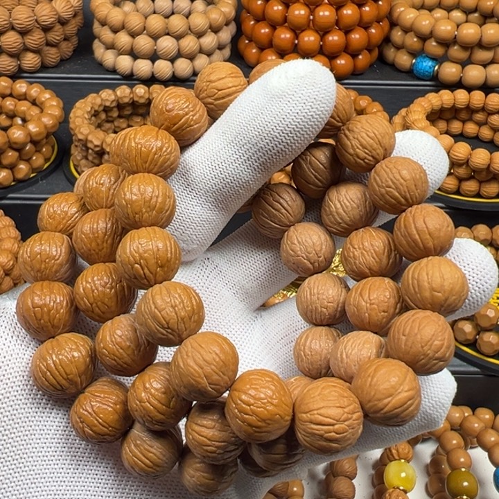 猴头核桃手串原皮凤羽