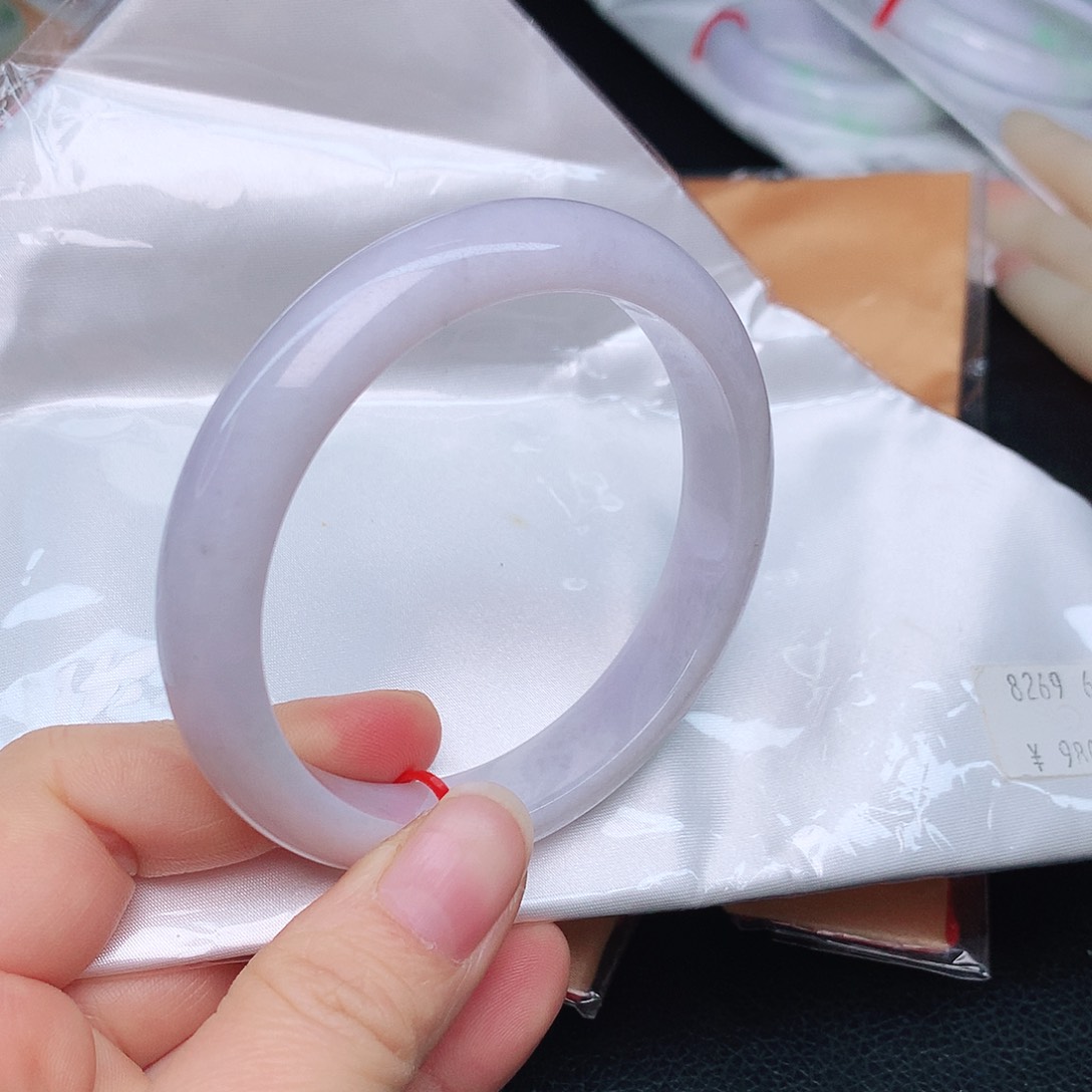 翡翠手镯未镶嵌狂****腿8269vvbbnn