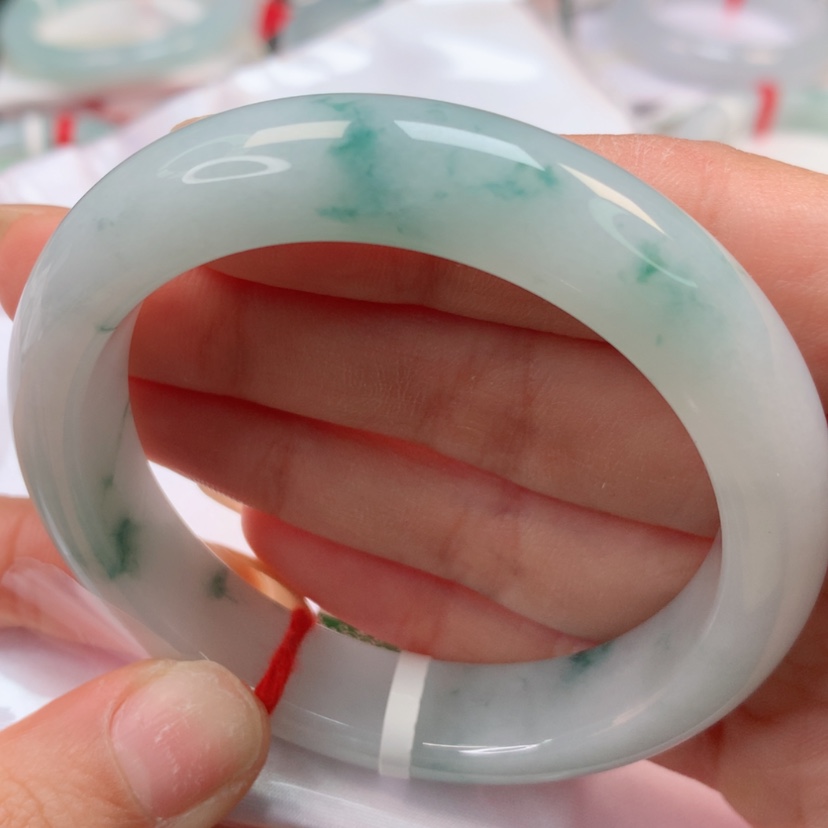 【闪购商品】翡翠手镯未镶嵌天然翡翠手镯