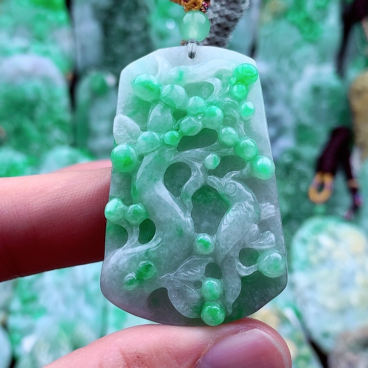 翡翠吊坠(不含链)未镶嵌