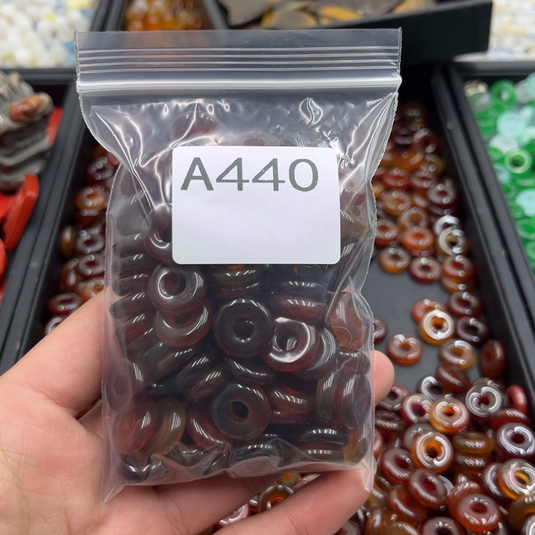 丽***织玛瑙/玉髓合金颈饰