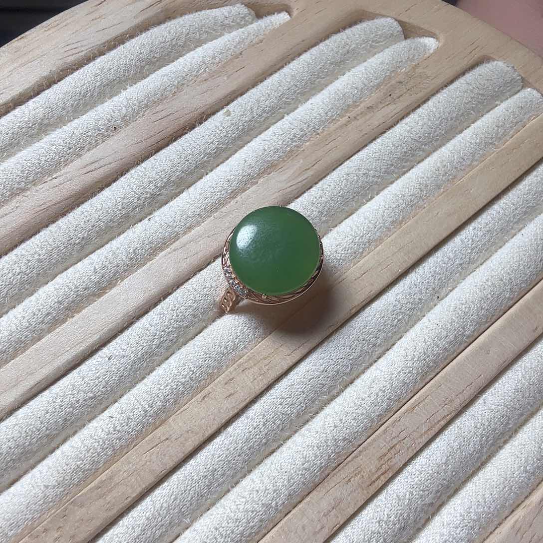 和田玉（糖玉）戒指未镶嵌