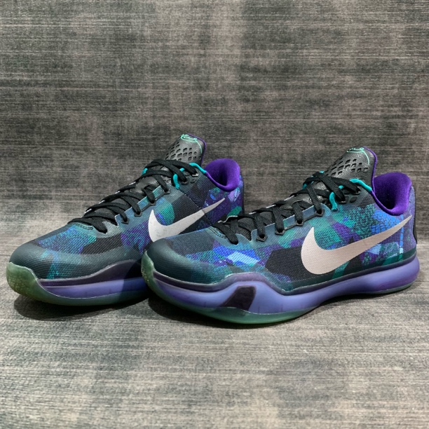 44.5码/科比10 Overcome Fmerald 紫迷彩 九九新 无原盒 篮球鞋