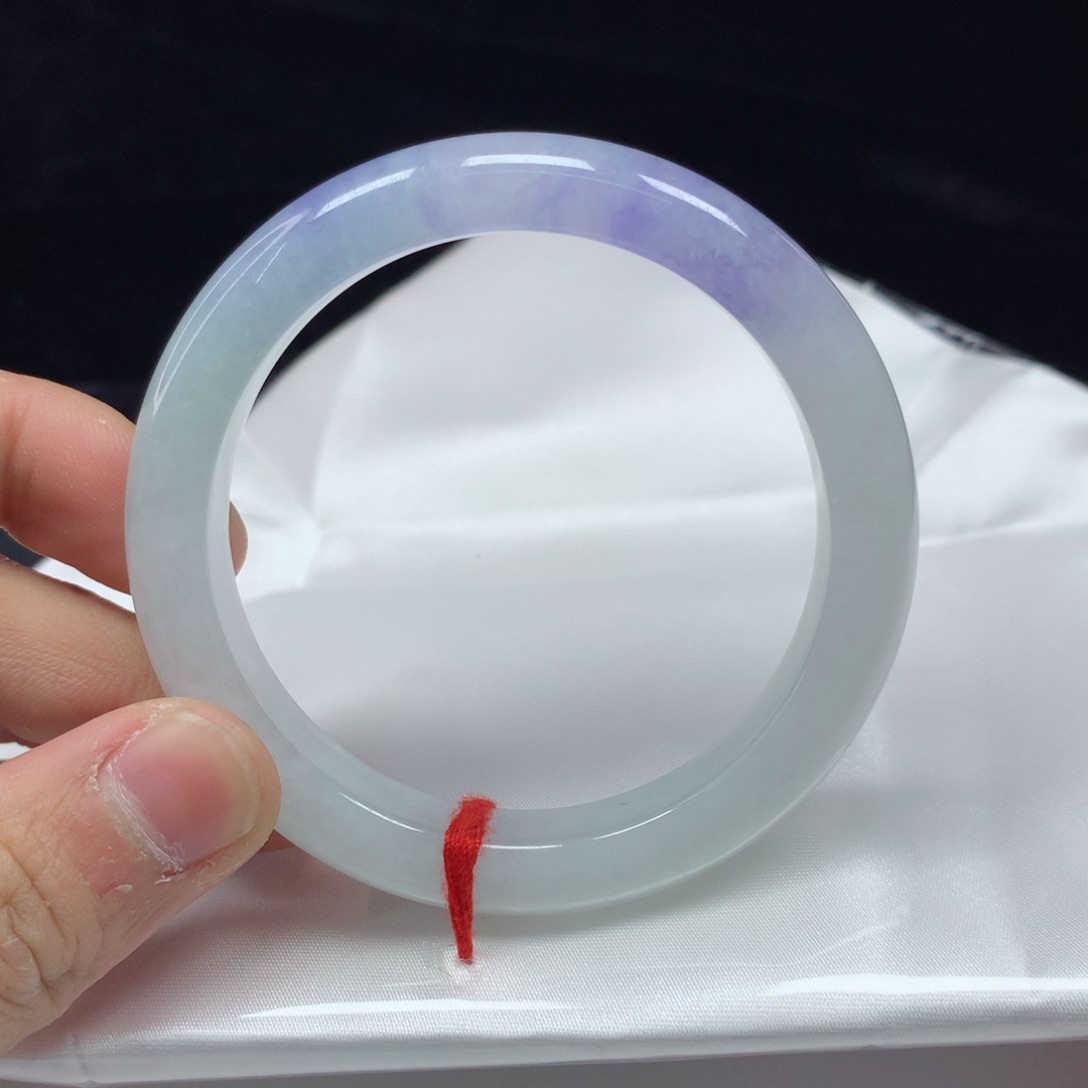 翡翠手镯（圆镯）未镶嵌54.1