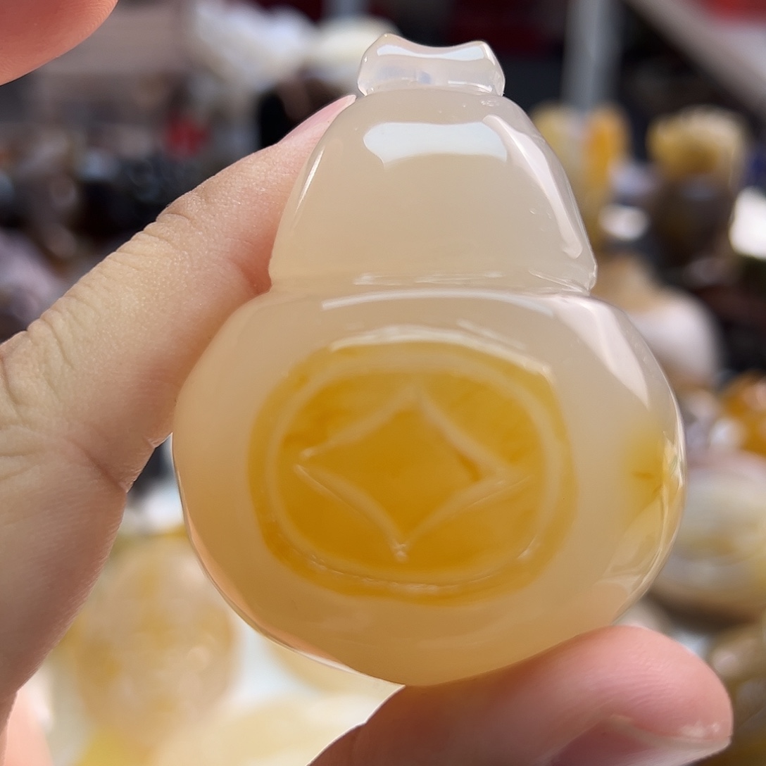 玛瑙/玉髓未镶嵌吊坠(不含链)