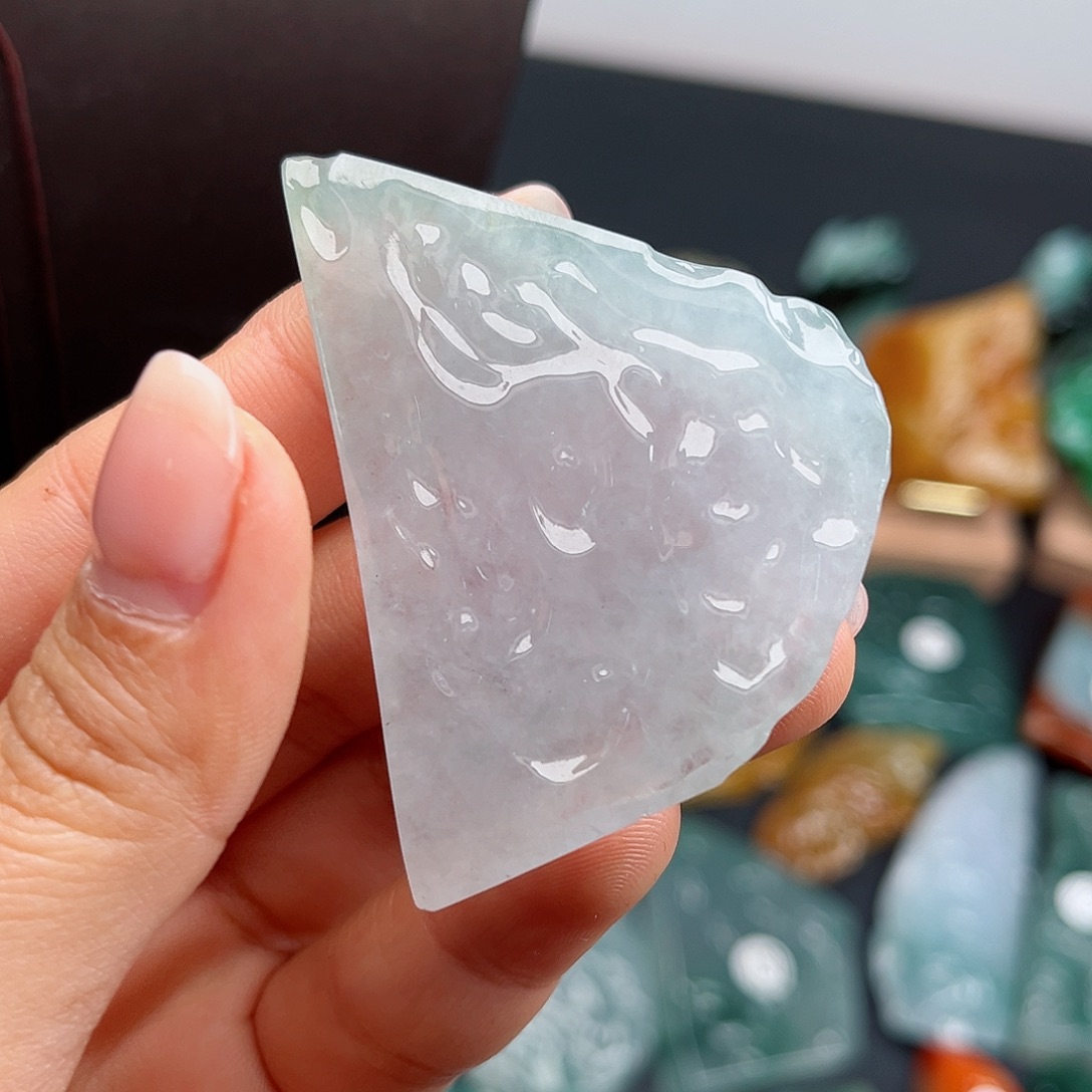 翡翠颈饰未镶嵌挂件